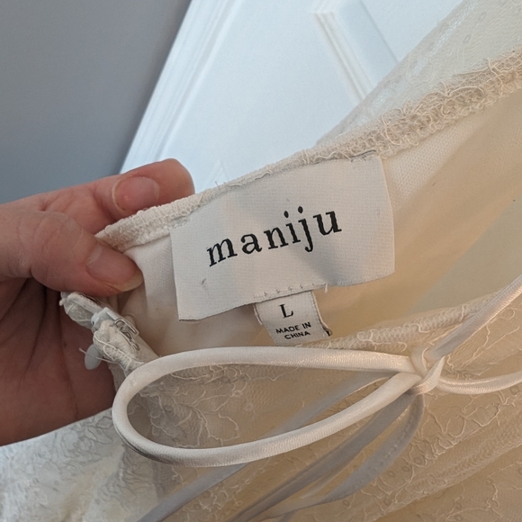 Ivory Lace and Sequin Lace Back Dress with Cowl Neck size Large - Picture 7 of 8